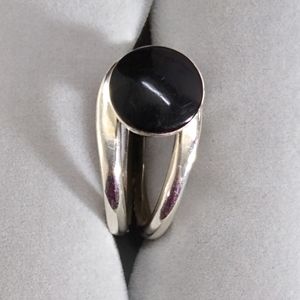 Onyx Wrap-around Sterling Silver Ring
